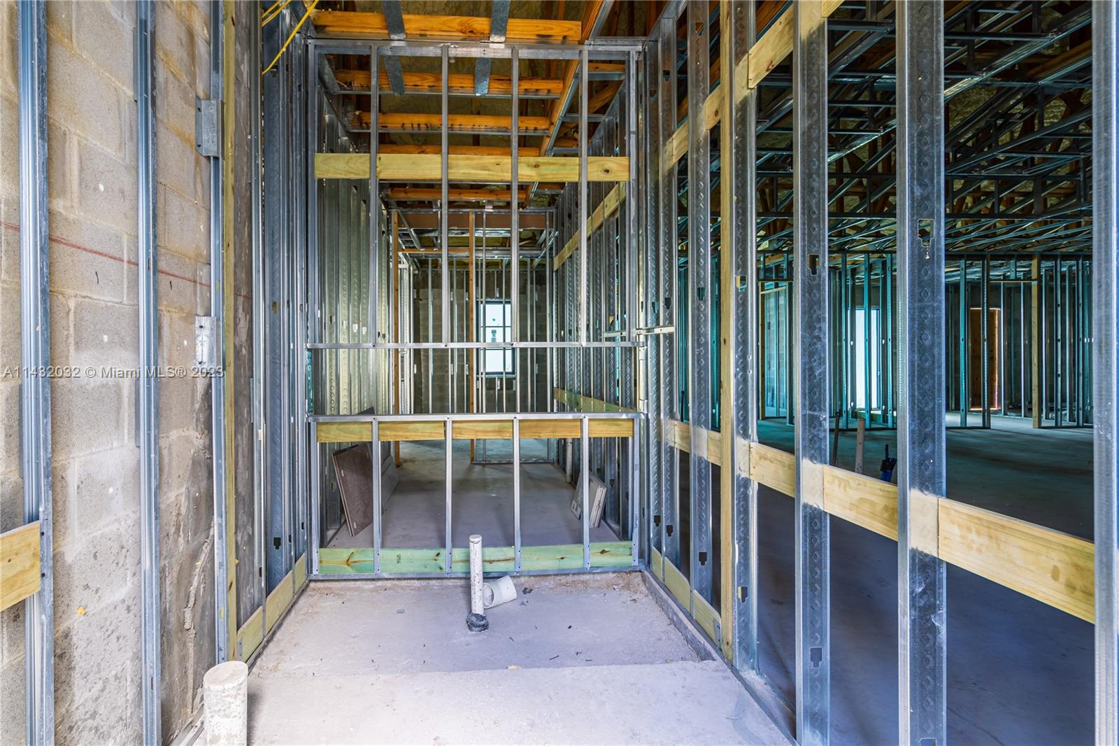 PALM BEACH FARMS CO 3 - Residential