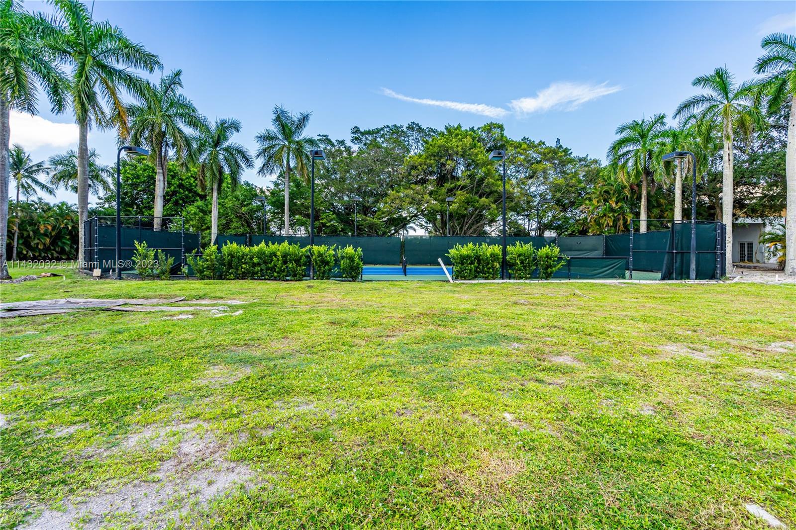 PALM BEACH FARMS CO 3 - Residential