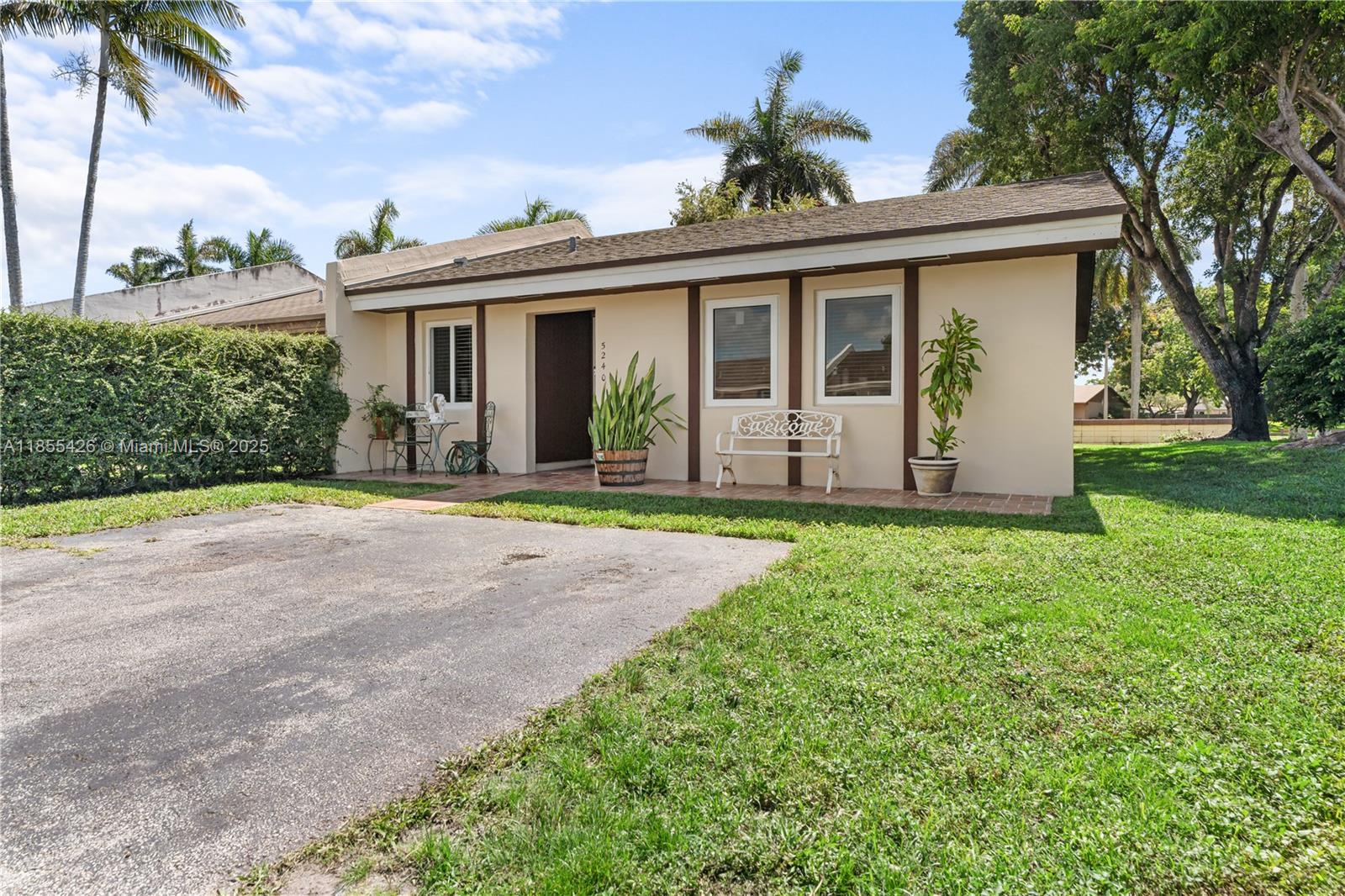 5240 SW 139th Pl