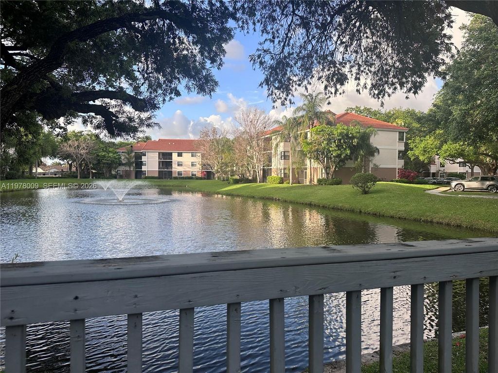 Photo of 10131 W Sunrise Blvd #204, Plantation, FL 33322 (MLS # A11978009)