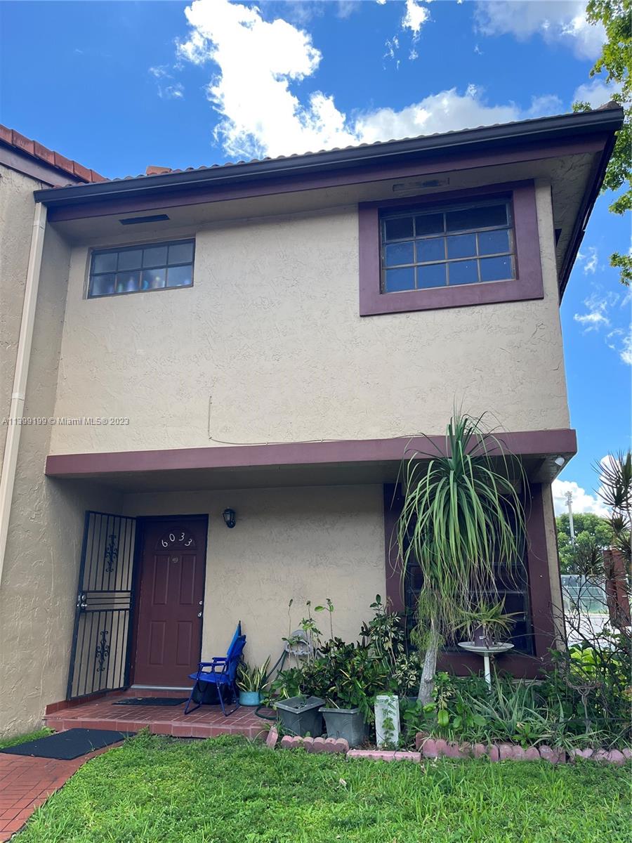 Welcome to this charming townhouse in the heart of a desirable neighborhood. This maintained home presents a blank canvas for those with a creative vision! This townhouse is brimming with potential & awaits a passionate buyer ready to transform it into their dream residence.
The layout provides a great foundation, featuring a spacious living & dining area. As you venture to the upper level, you'll find the bedrooms which can be transformed into cozy havens. The outdoor space of this townhouse is equally promising. A quaint patio area awaits, providing the perfect backdrop for outdoor gatherings. This townhome is an opportunity for homeowners seeking a project to transform or for investors looking to add value to their portfolio. Tenants in Property month to month paying $2000.00.