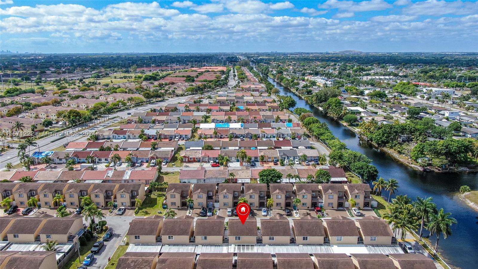 GABRIELLA CONDO SOUTH - Residential