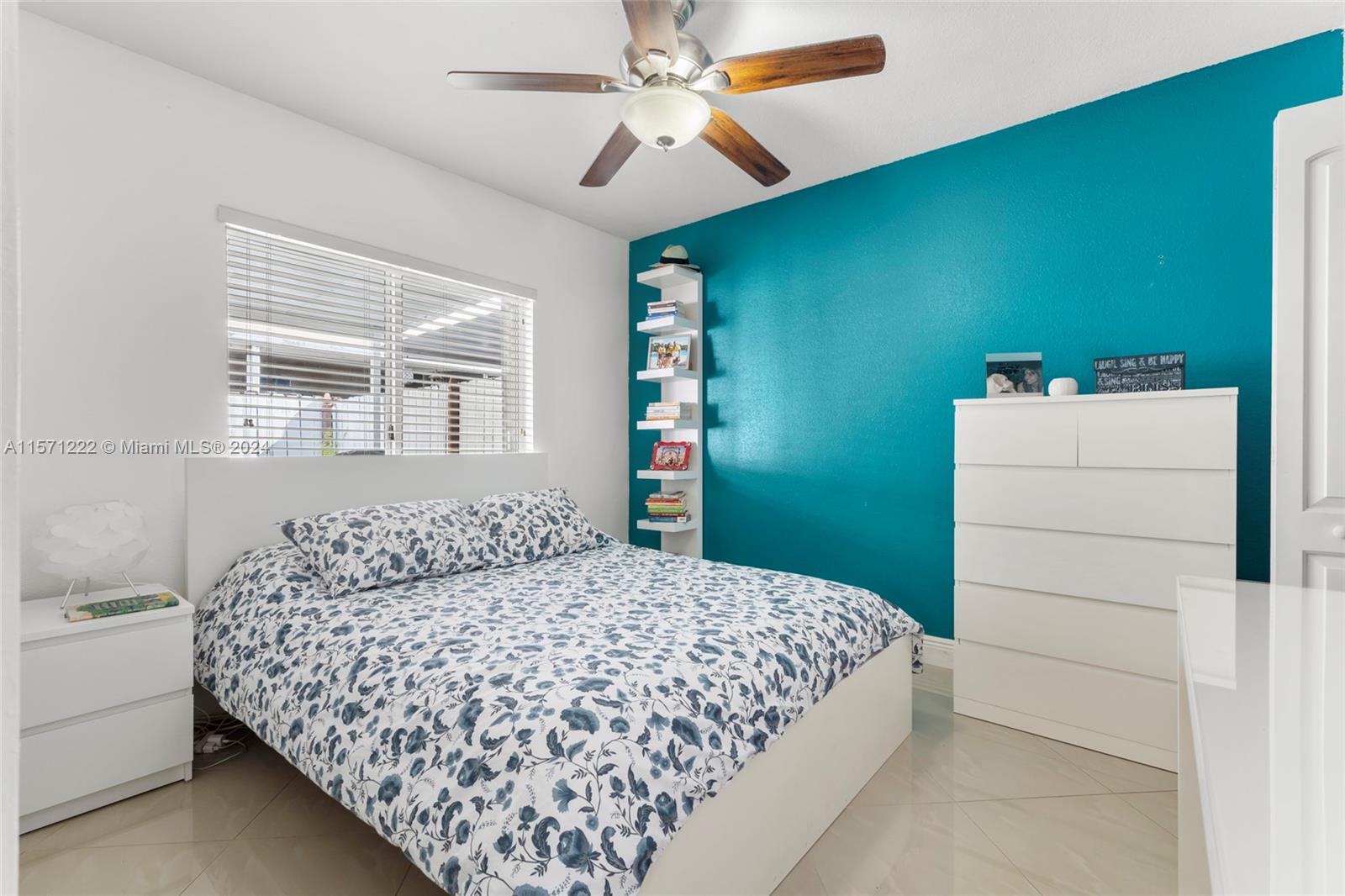 GABRIELLA CONDO SOUTH - Residential