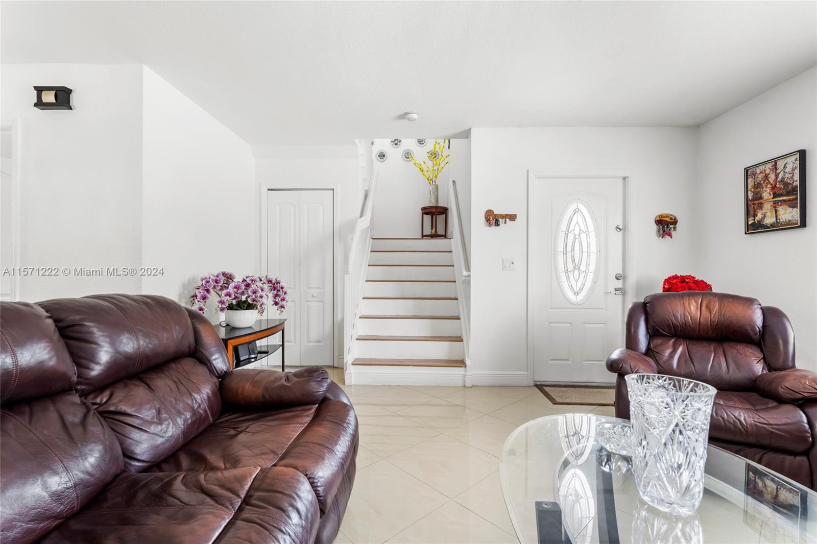 GABRIELLA CONDO SOUTH - Residential