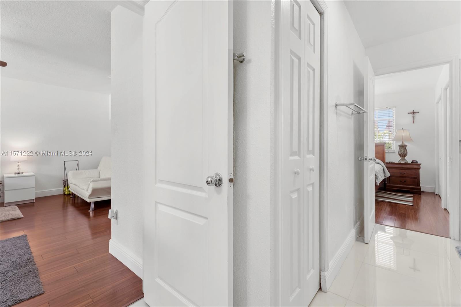 GABRIELLA CONDO SOUTH - Residential