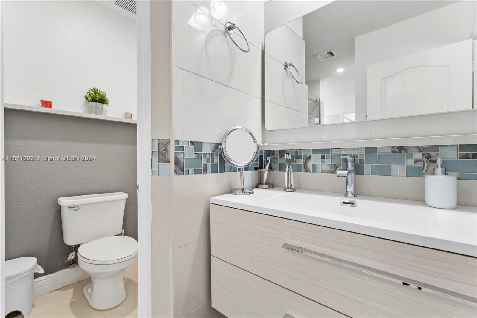 GABRIELLA CONDO SOUTH - Residential