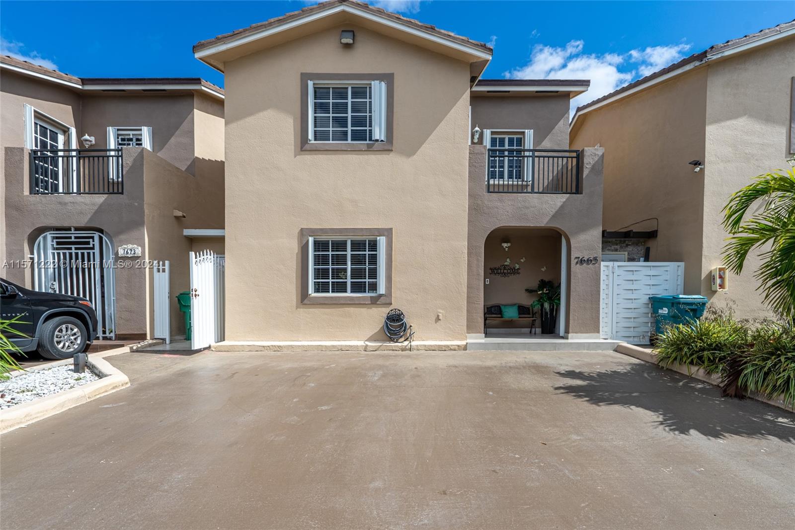 GABRIELLA CONDO SOUTH - Residential