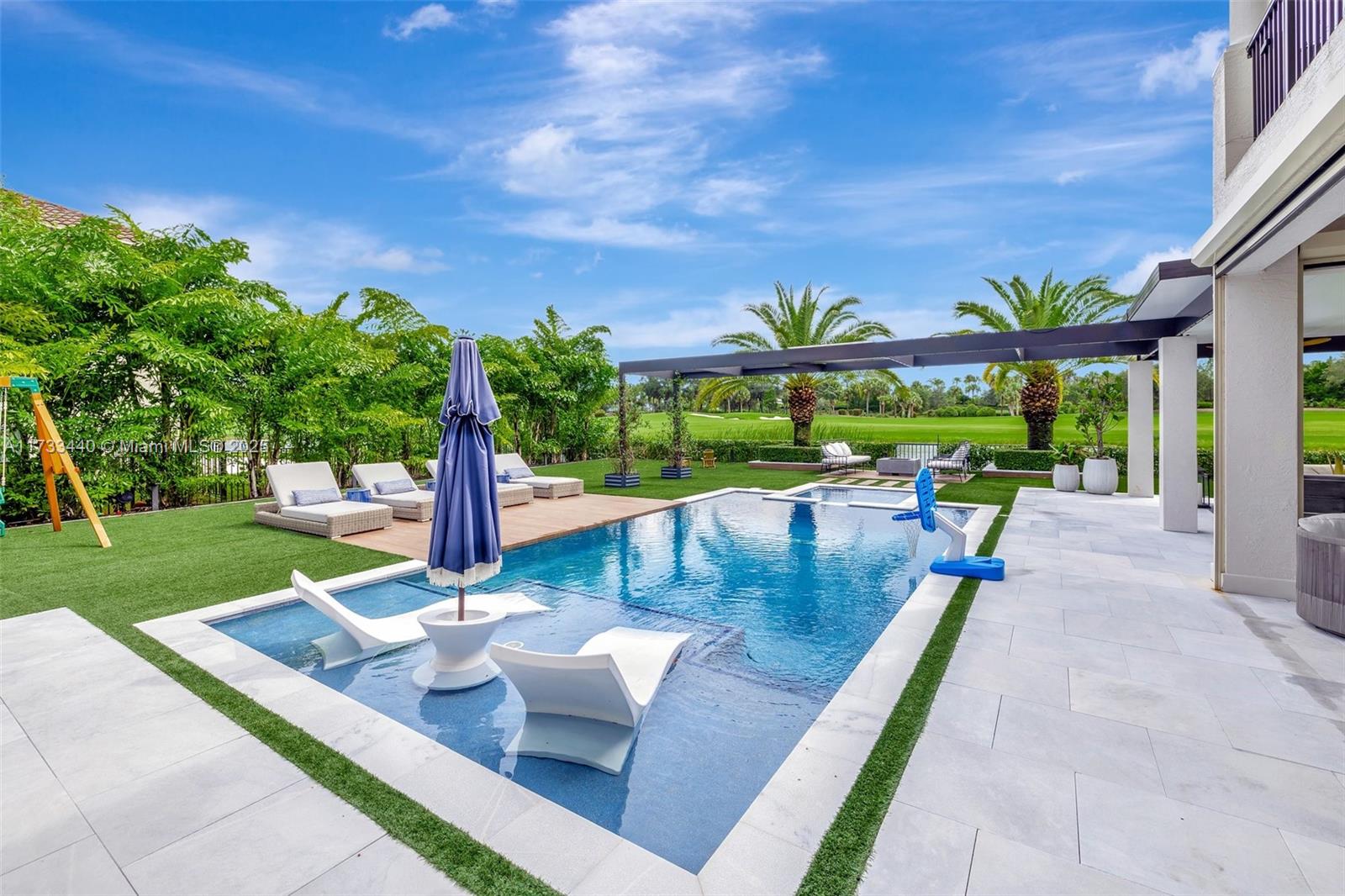 PARKLAND GOLF & COUNTRY C - Residential