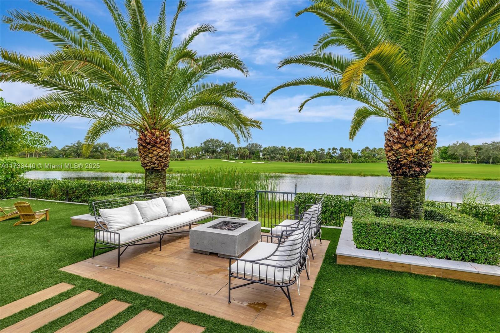 PARKLAND GOLF & COUNTRY C - Residential