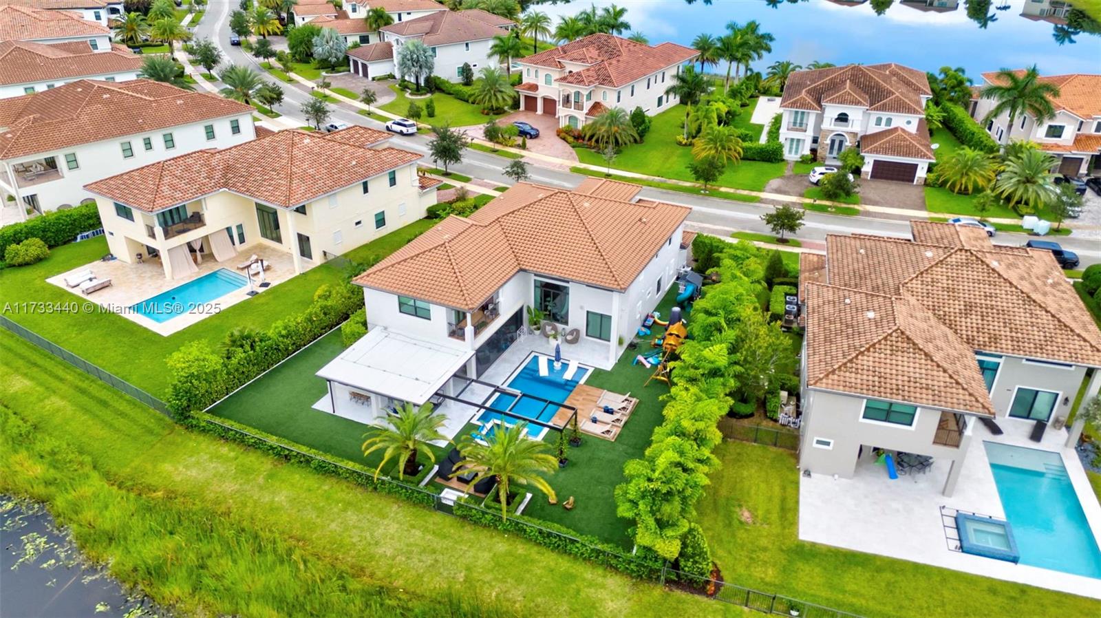 PARKLAND GOLF & COUNTRY C - Residential