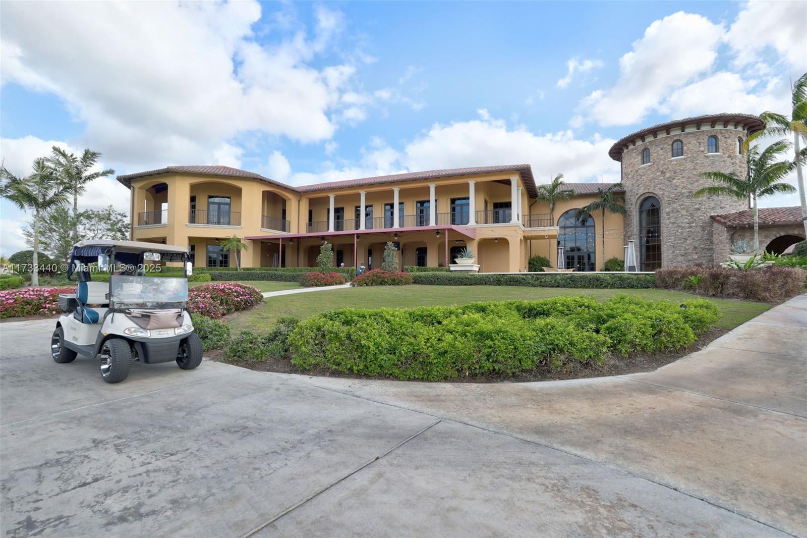 PARKLAND GOLF & COUNTRY C - Residential