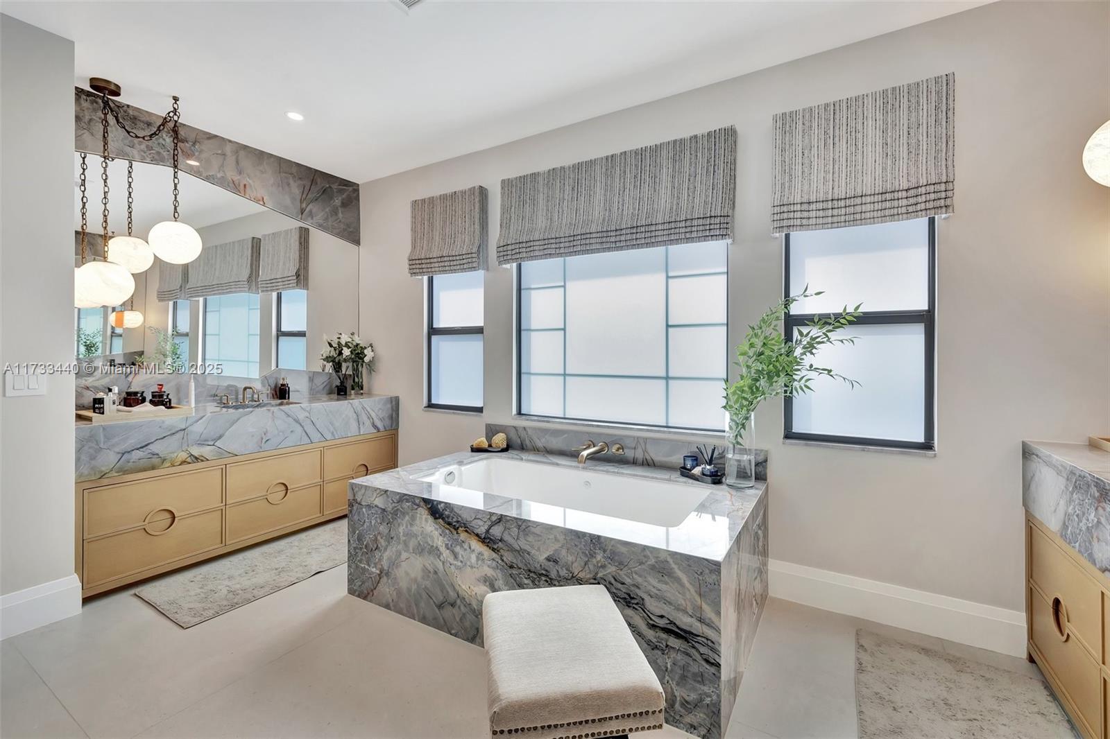 PARKLAND GOLF & COUNTRY C - Residential