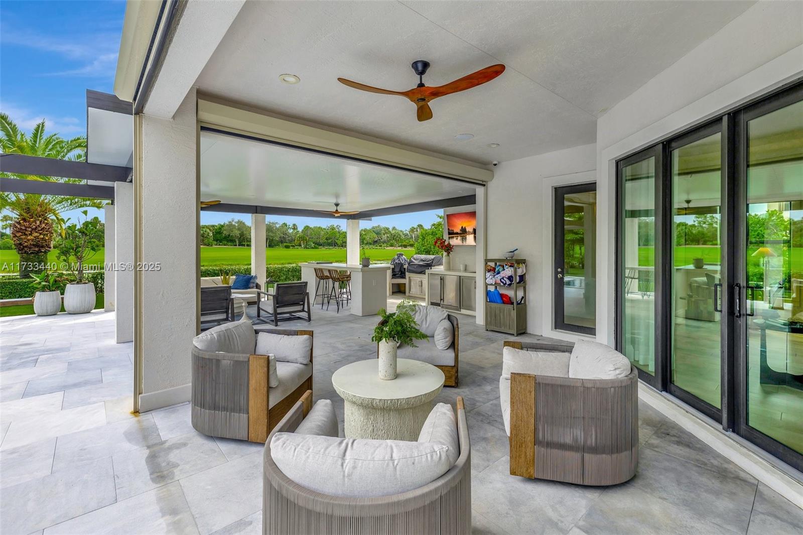 PARKLAND GOLF & COUNTRY C - Residential