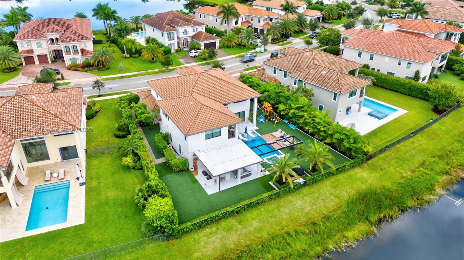 PARKLAND GOLF & COUNTRY C - Residential