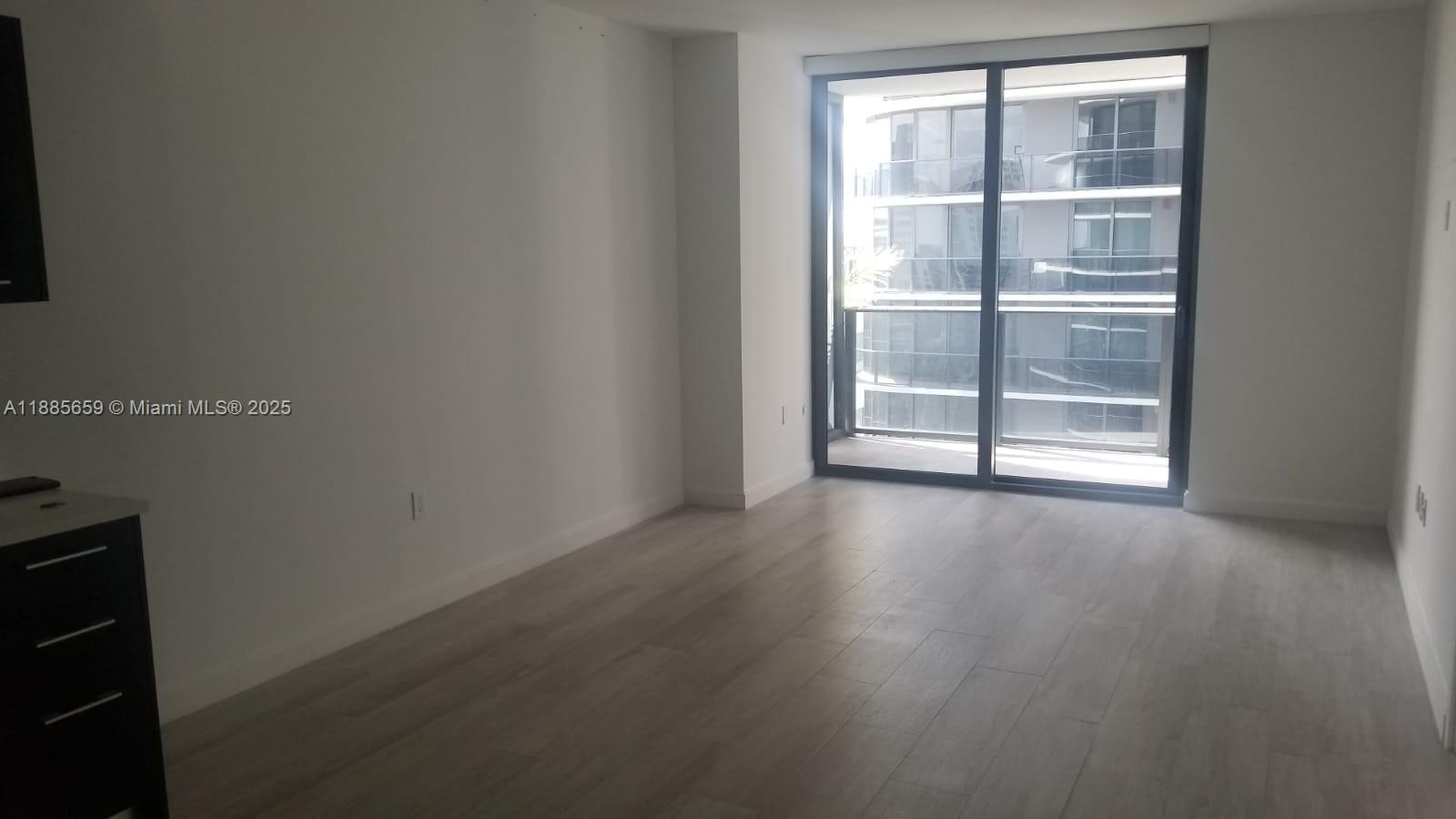 45 SW 9th St 3607