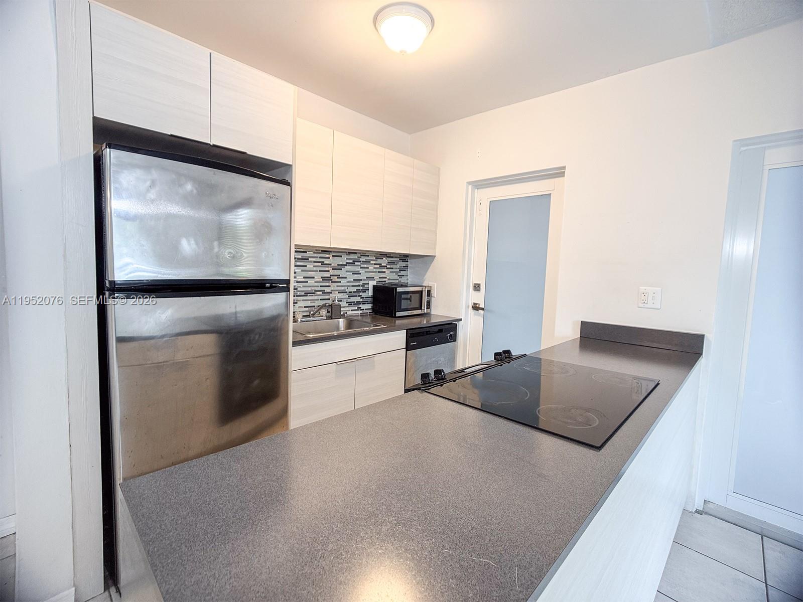 KEYSTONE GARDENS CONDO - Residential Lease