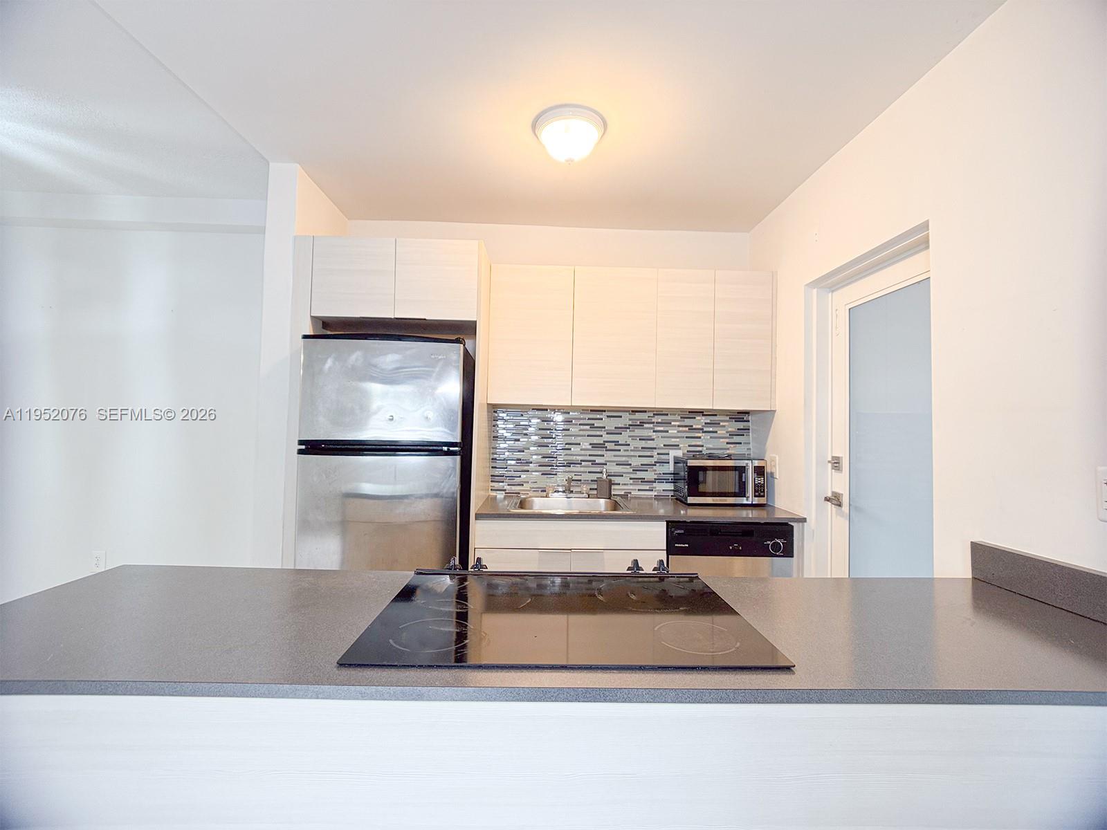 KEYSTONE GARDENS CONDO - Residential Lease