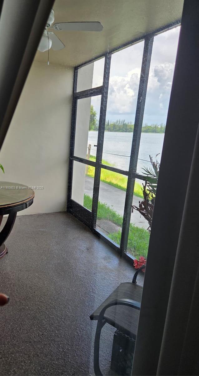 LAKE EMERALD CONDOMINIUMS - Residential