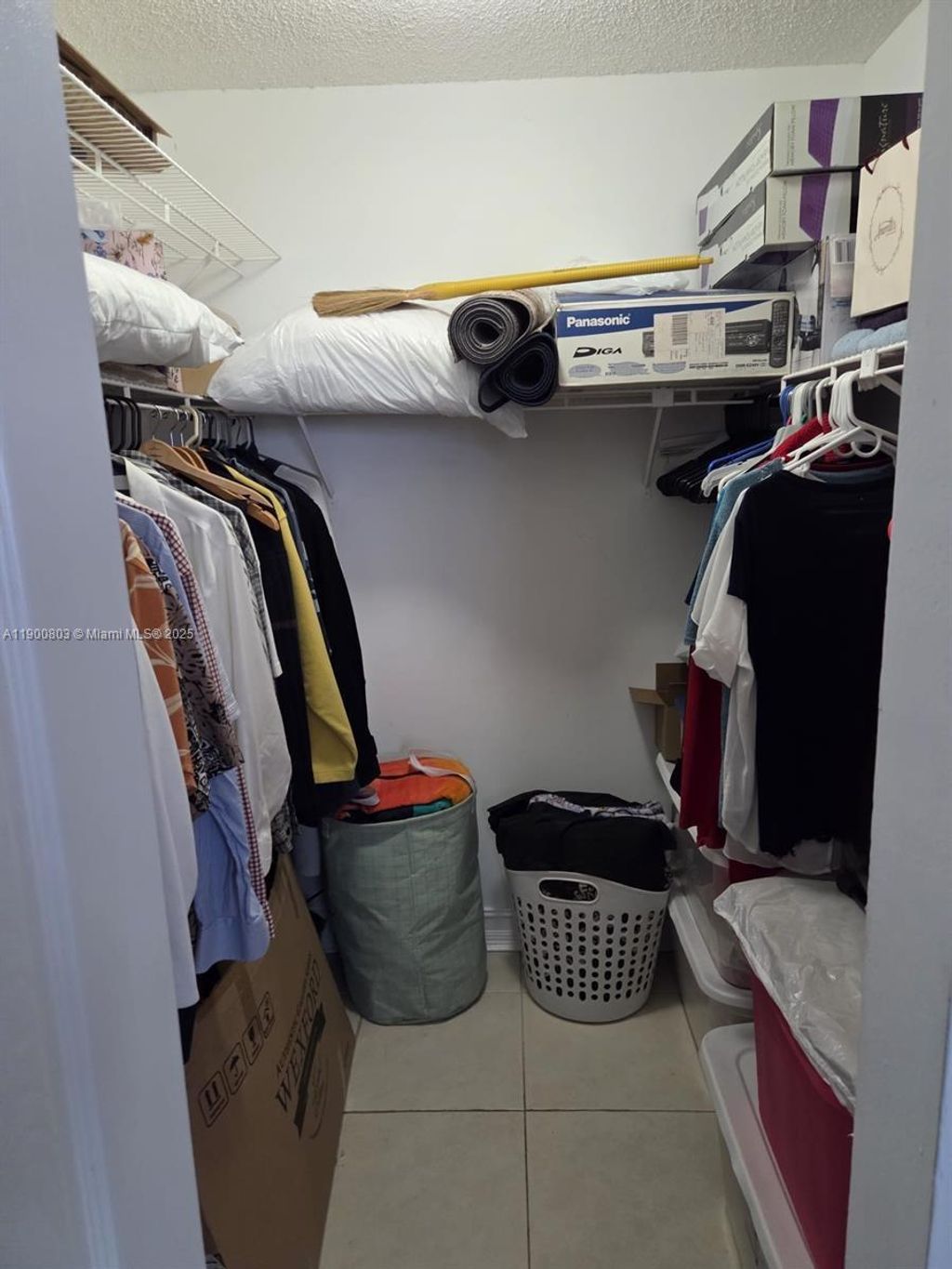 Photo of 116 Lake Emerald Dr #109, Oakland Park, FL 33309 (MLS # A11900803)