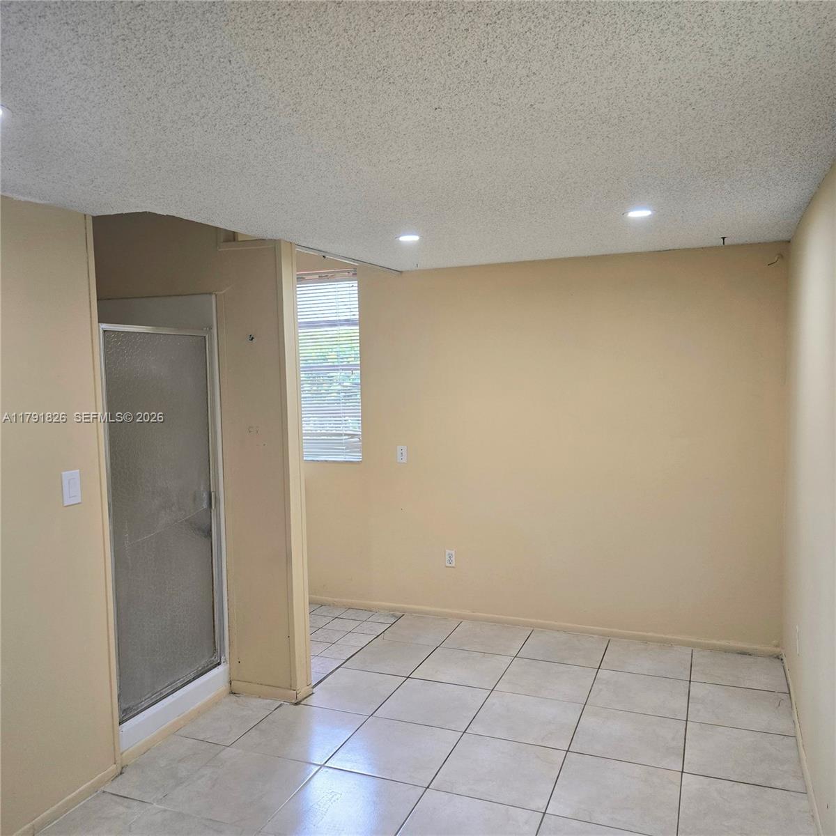 WINSTON PARK UNIT TWO - Residential