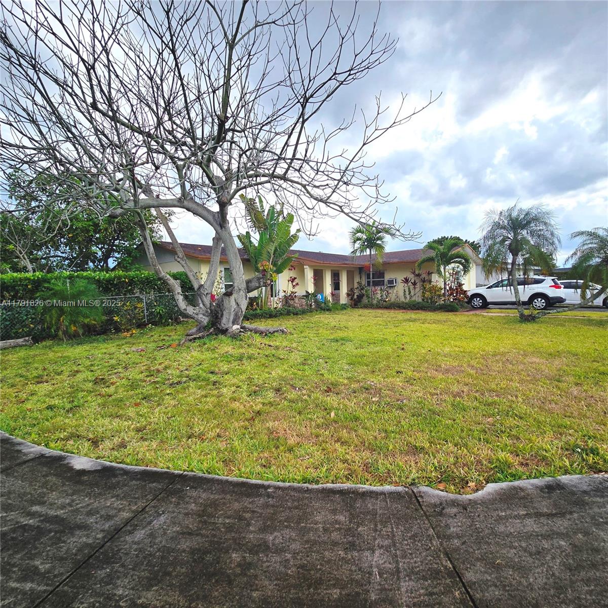 WINSTON PARK UNIT TWO - Residential