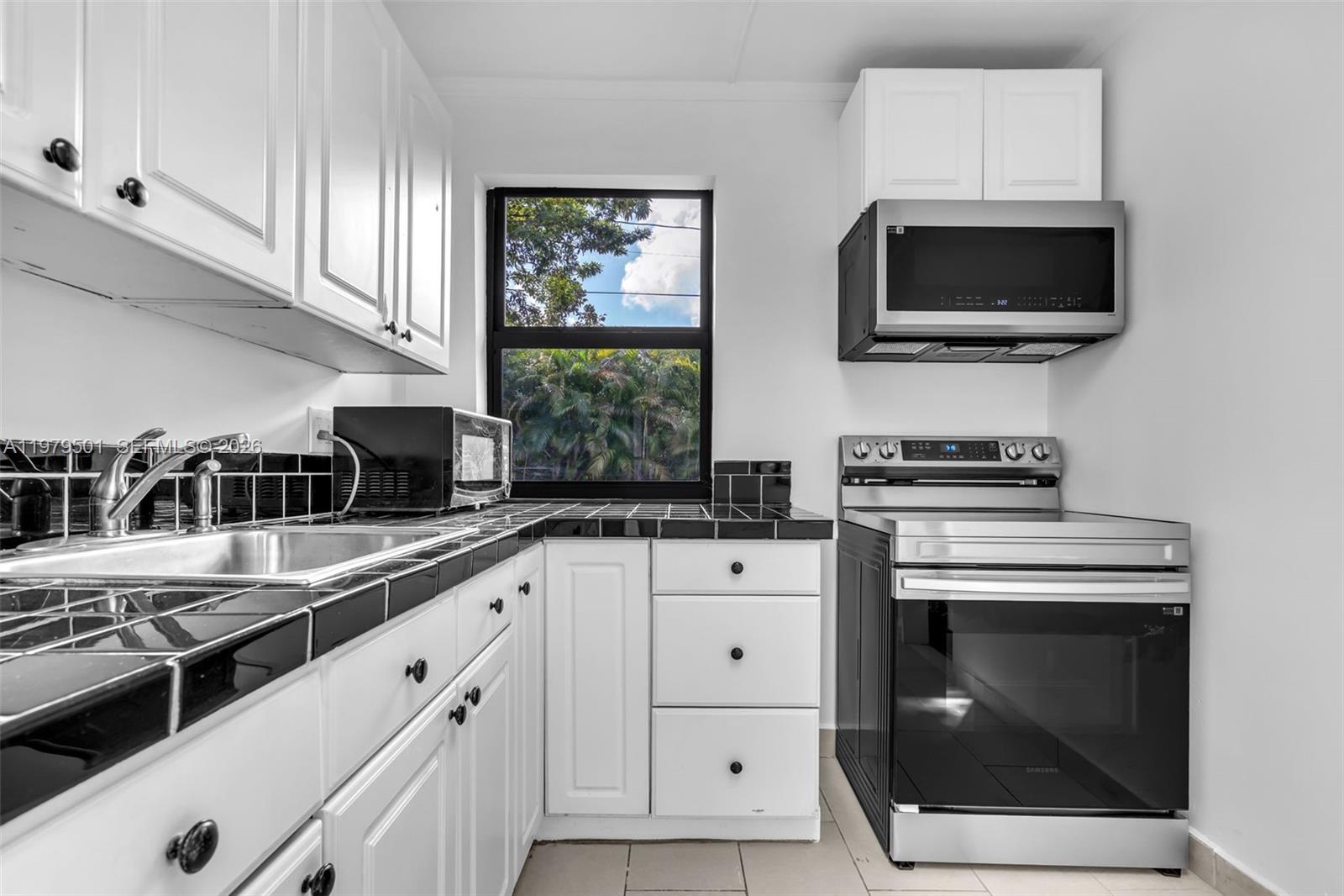 AMENDED PLAT OF ARDMORE H - Residential Lease