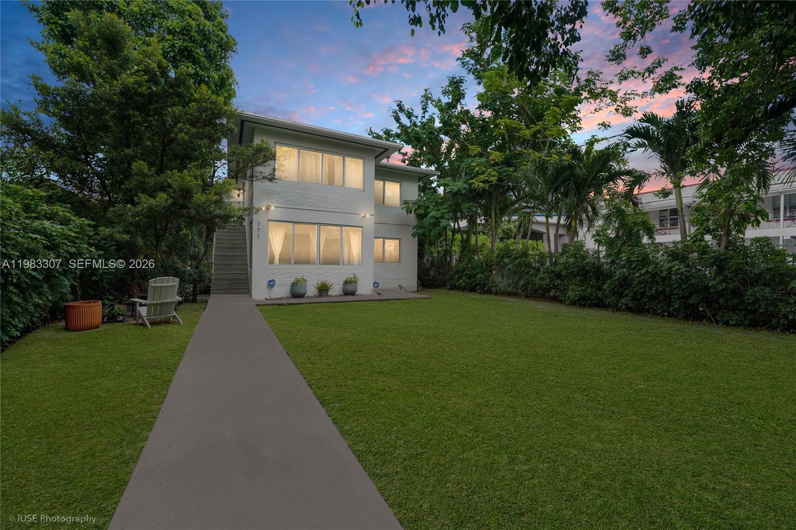 SHADOWLAWN - Residential Lease