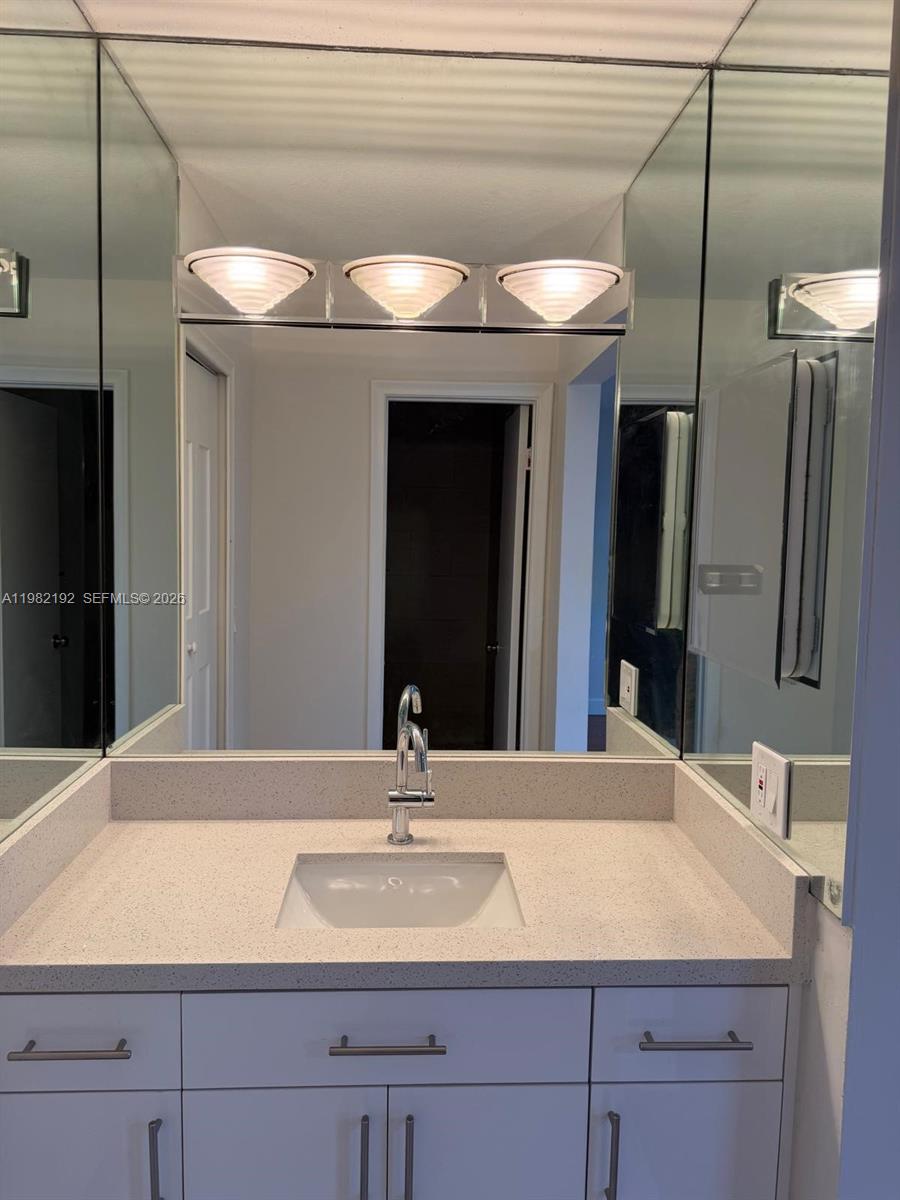 SUNRISE GOLF VILLAGE - Residential Lease