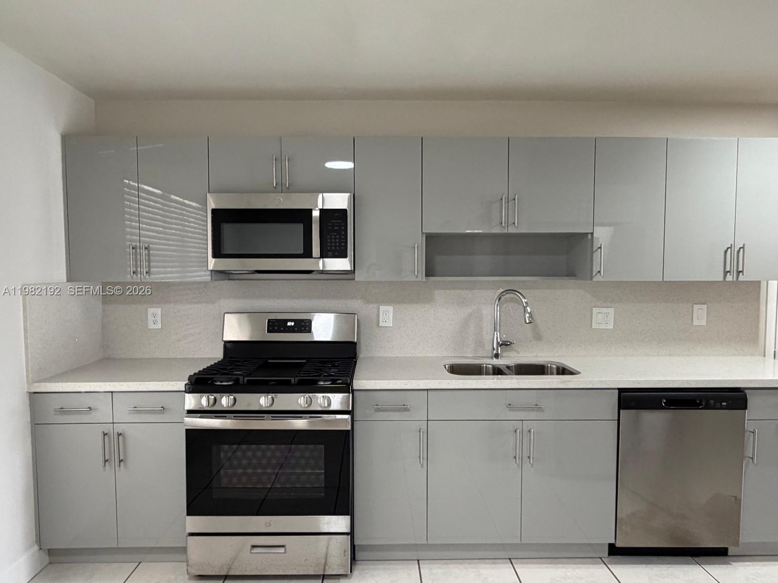 SUNRISE GOLF VILLAGE - Residential Lease