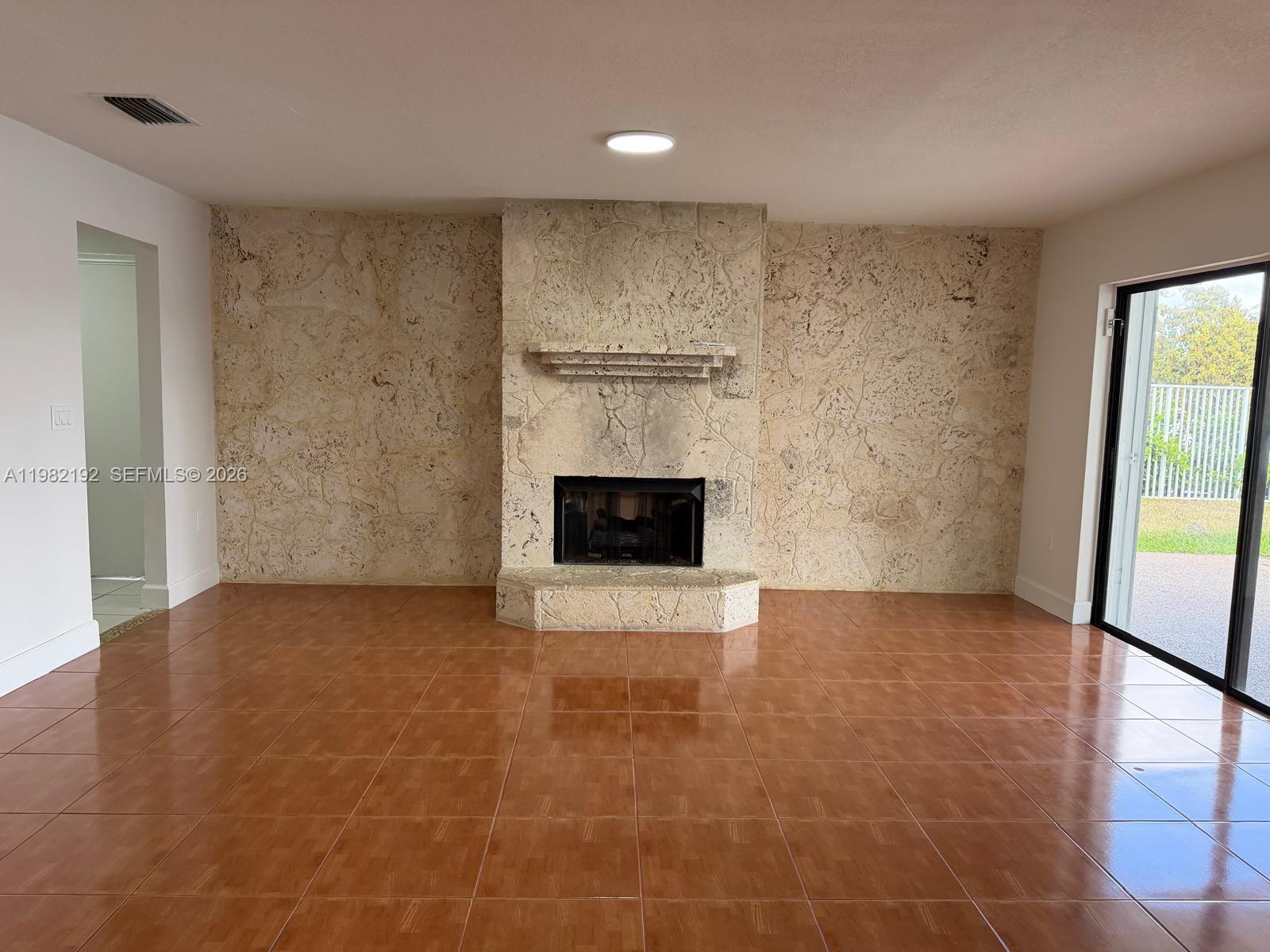 SUNRISE GOLF VILLAGE - Residential Lease