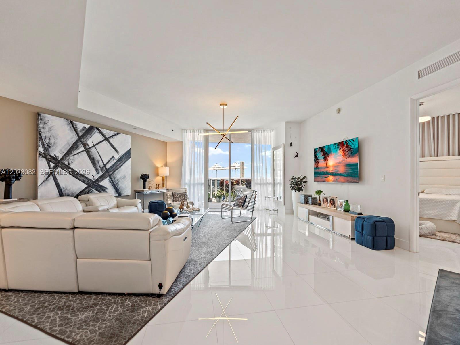 TDR TOWER II CONDO - Residential