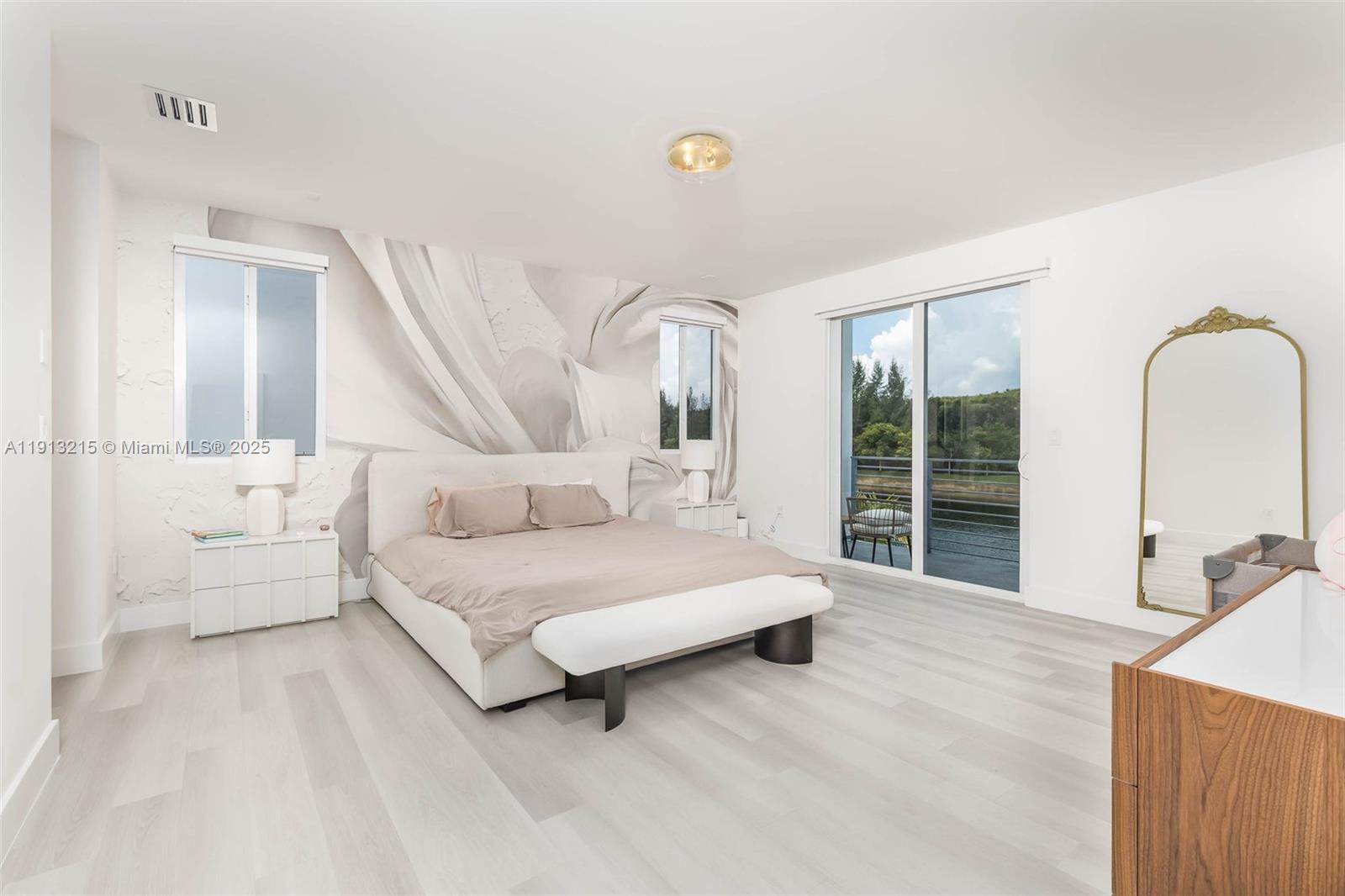 DORAL PALMS SOUTH - Residential