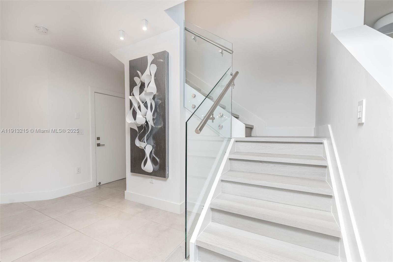 DORAL PALMS SOUTH - Residential