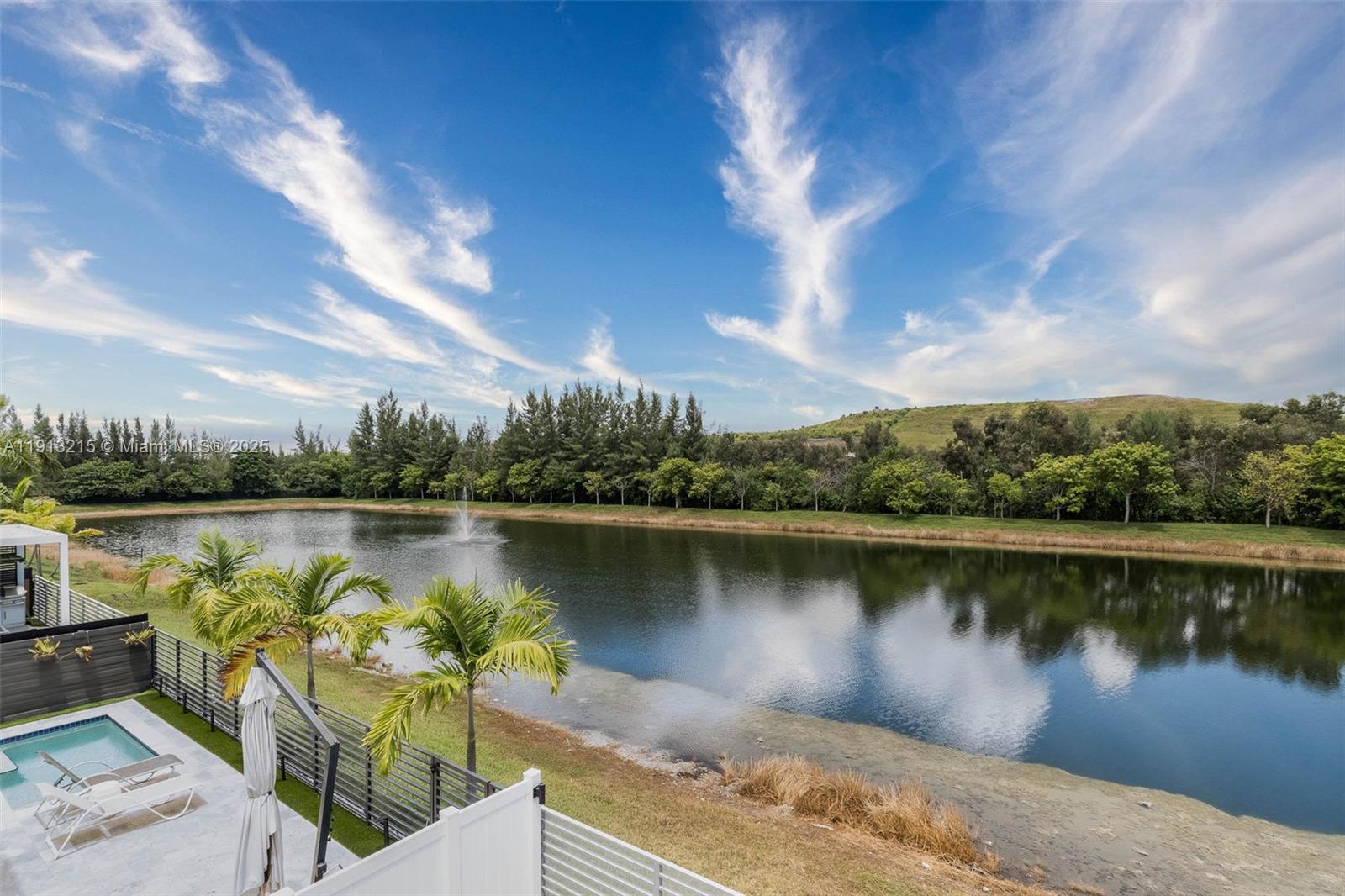 DORAL PALMS SOUTH - Residential