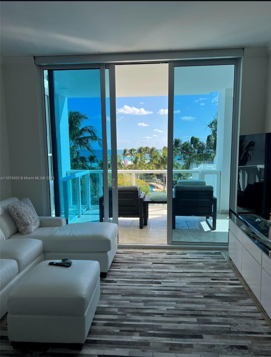 CONTINUUM ON SOUTH BEACH - Residential Lease