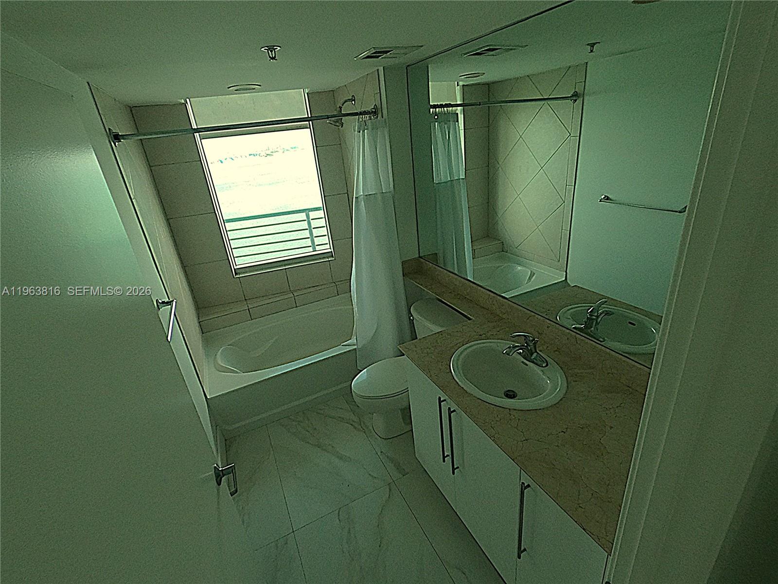 335 S Biscayne Blvd 1712