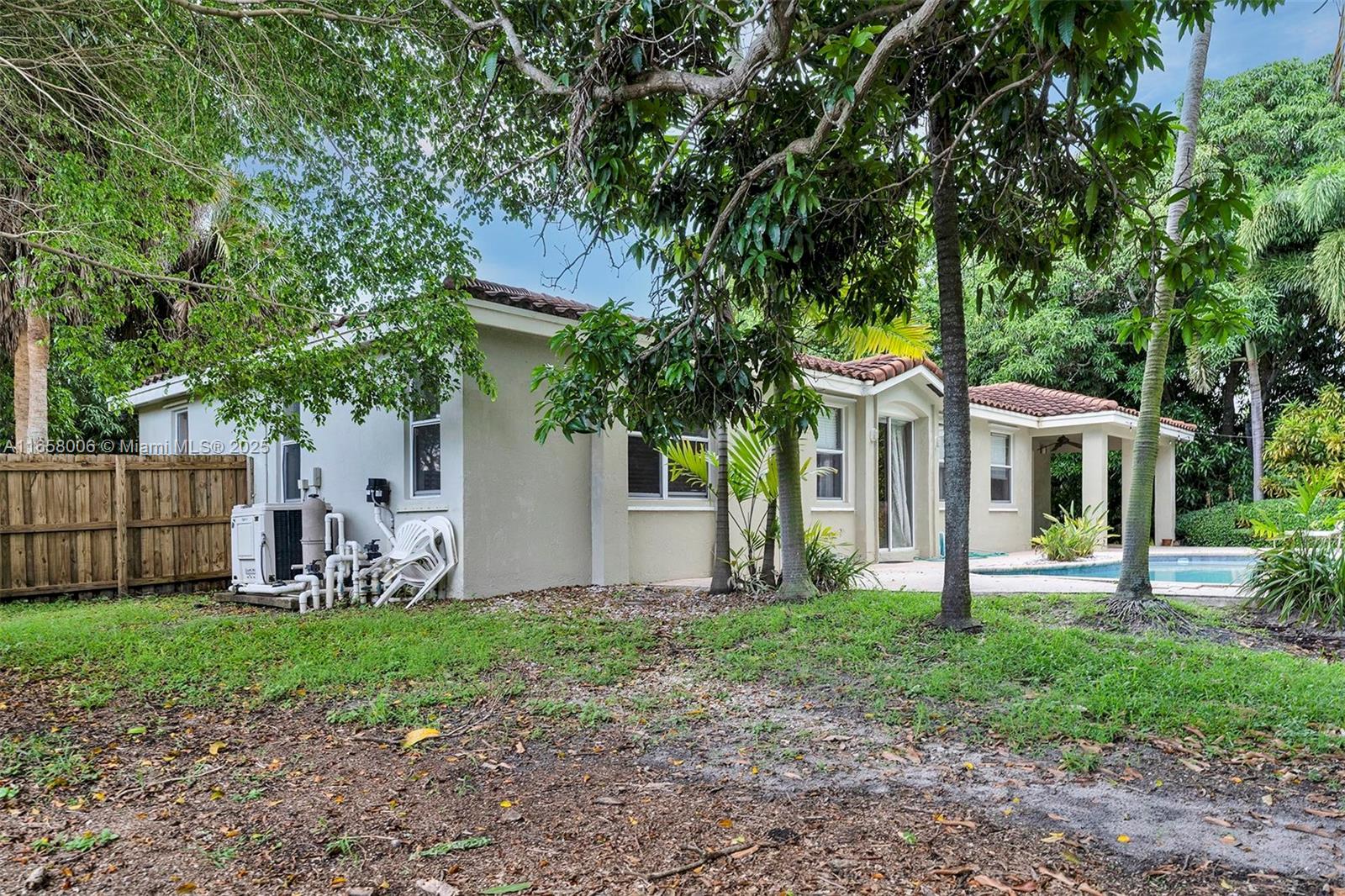 GROVES AT OLD CUTLER - Residential