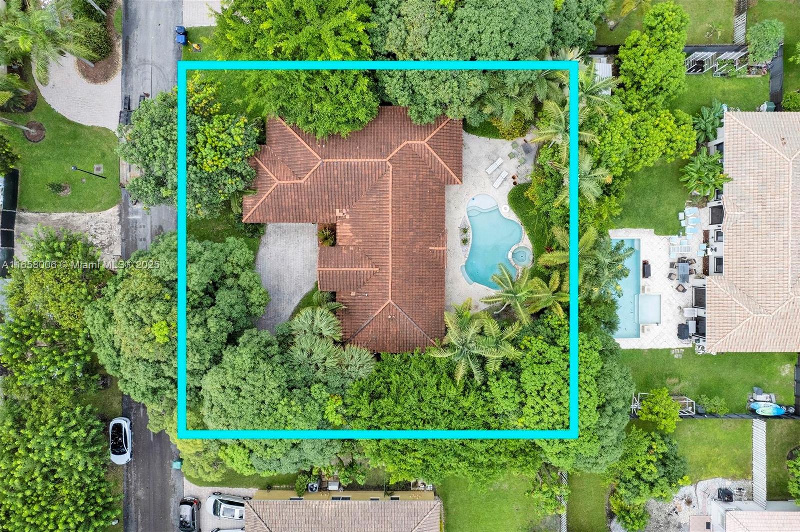 GROVES AT OLD CUTLER - Residential