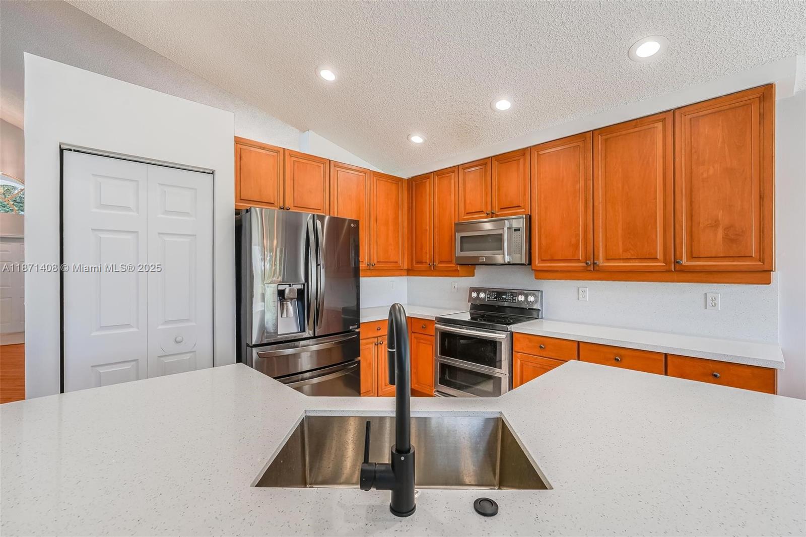 PEMBROKE FALLS PHASE 6 - Residential