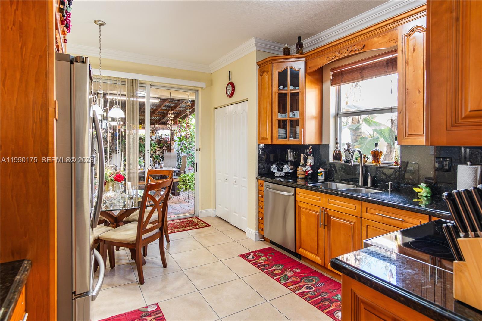 PORTOFINO PALMS - Residential