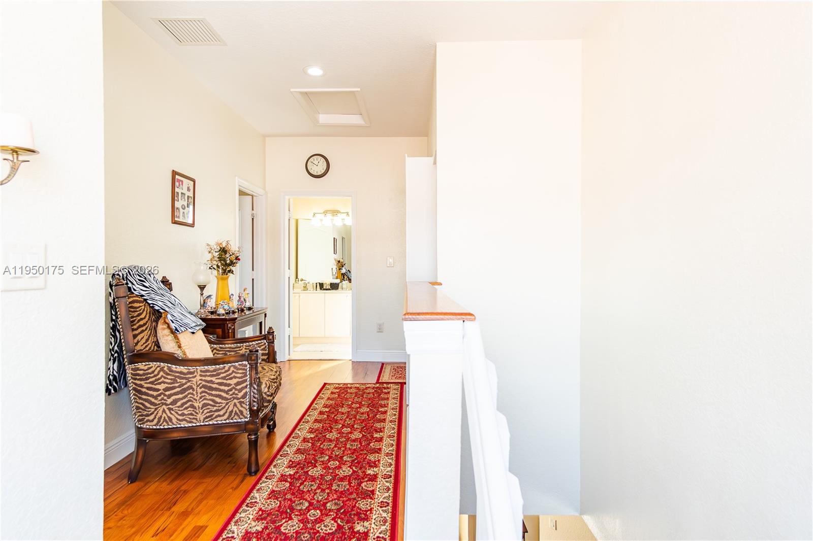 PORTOFINO PALMS - Residential