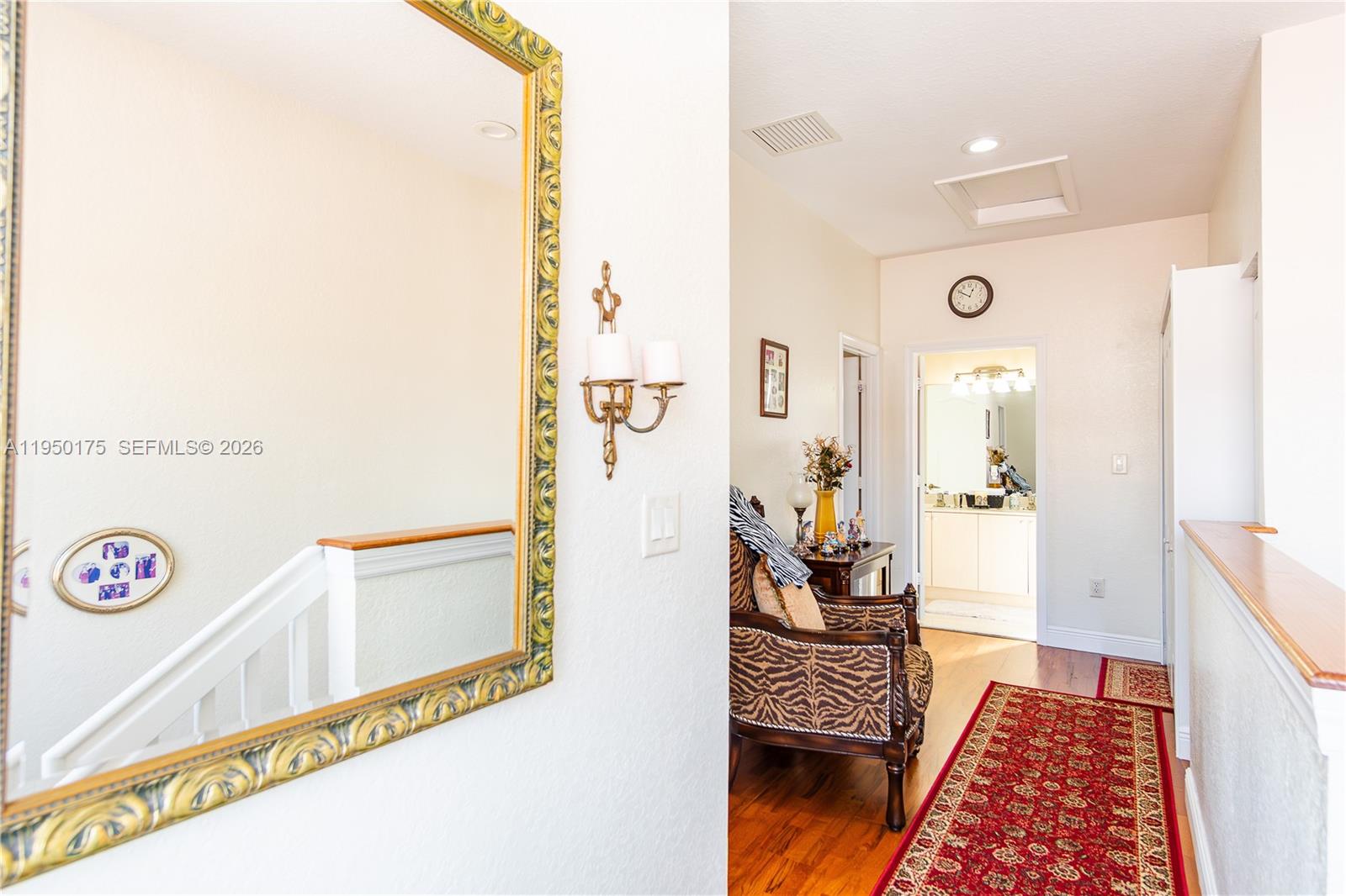 PORTOFINO PALMS - Residential