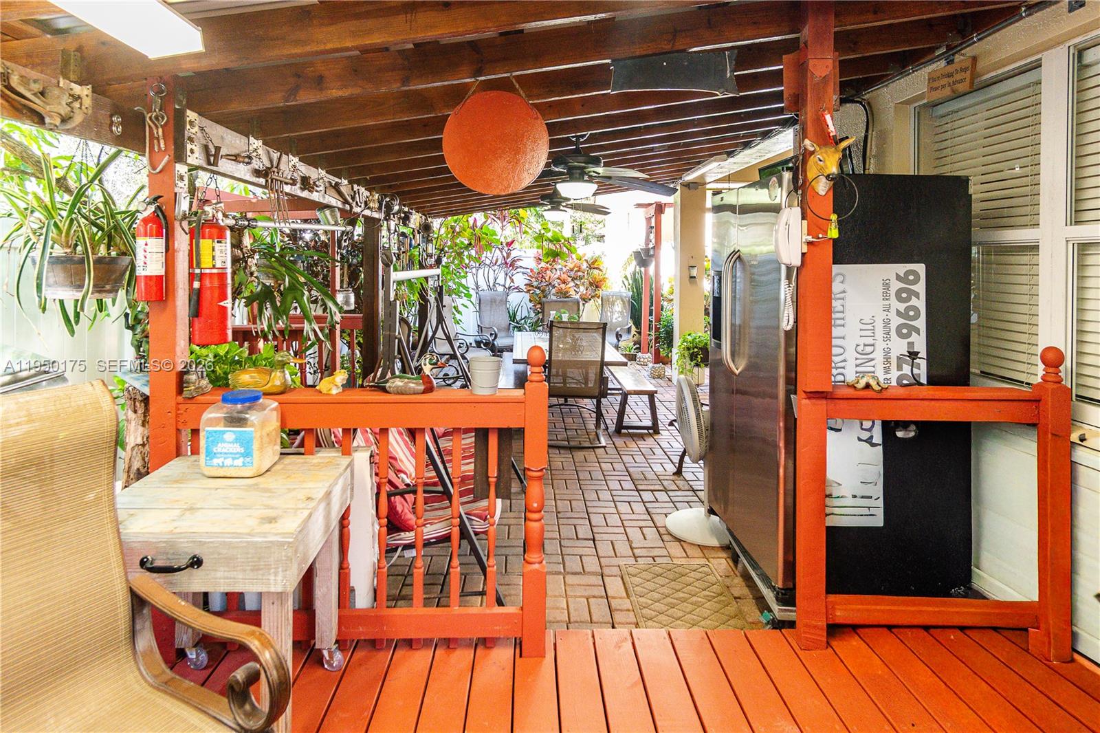 PORTOFINO PALMS - Residential