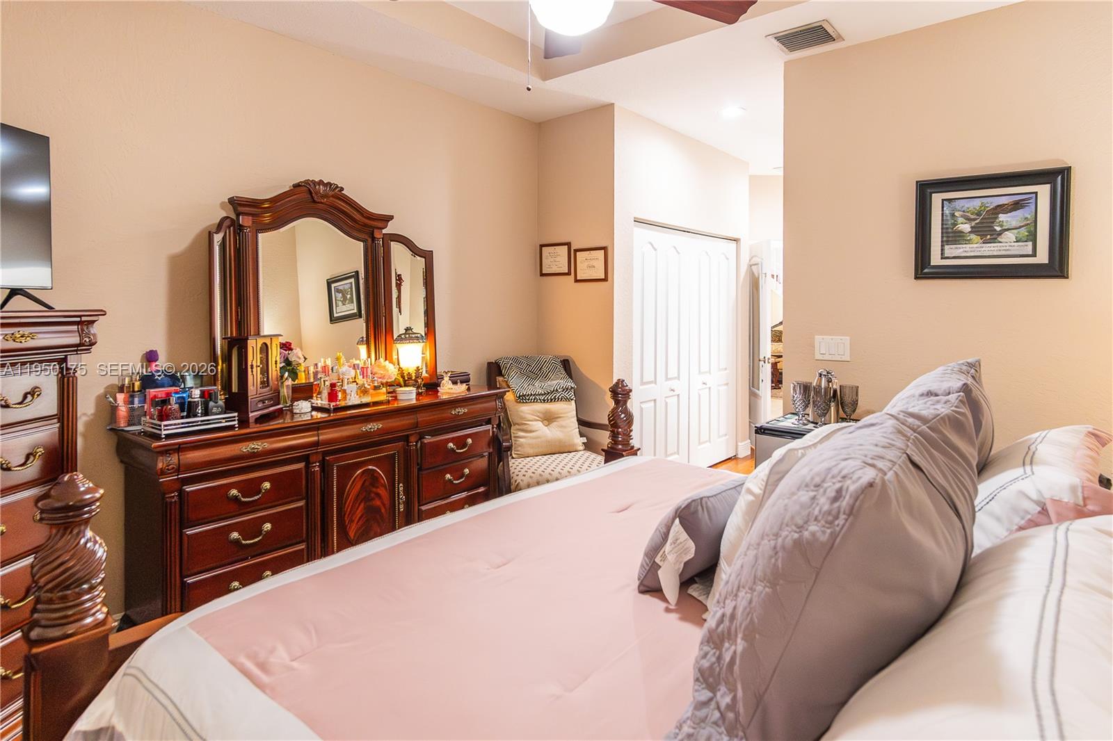 PORTOFINO PALMS - Residential