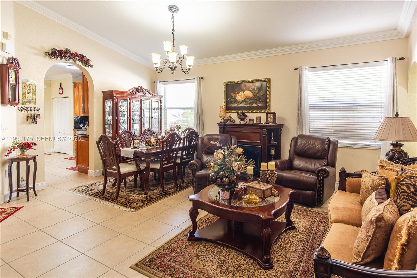 PORTOFINO PALMS - Residential