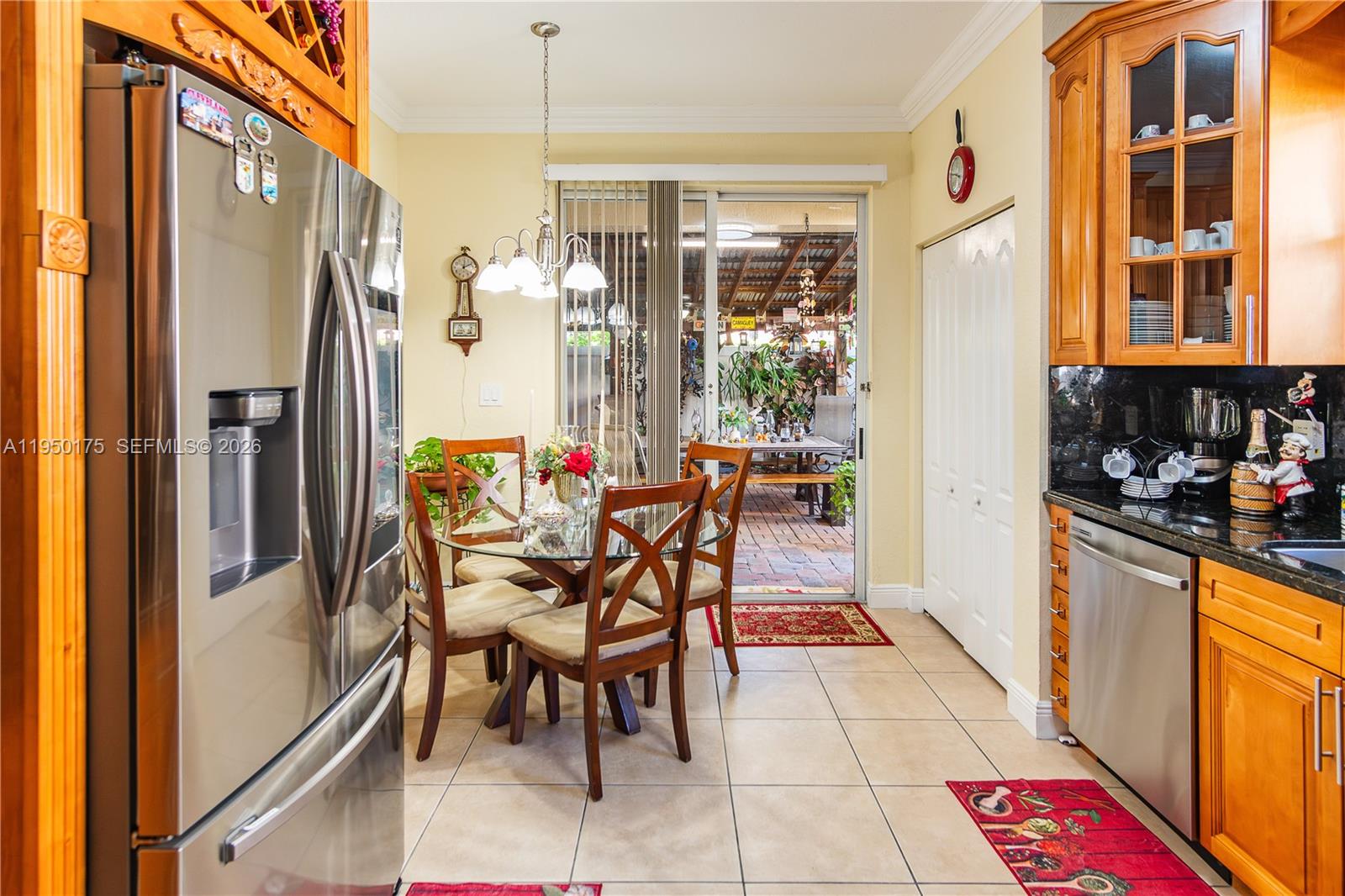 PORTOFINO PALMS - Residential