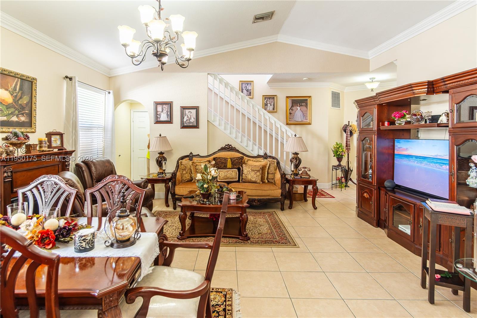 PORTOFINO PALMS - Residential