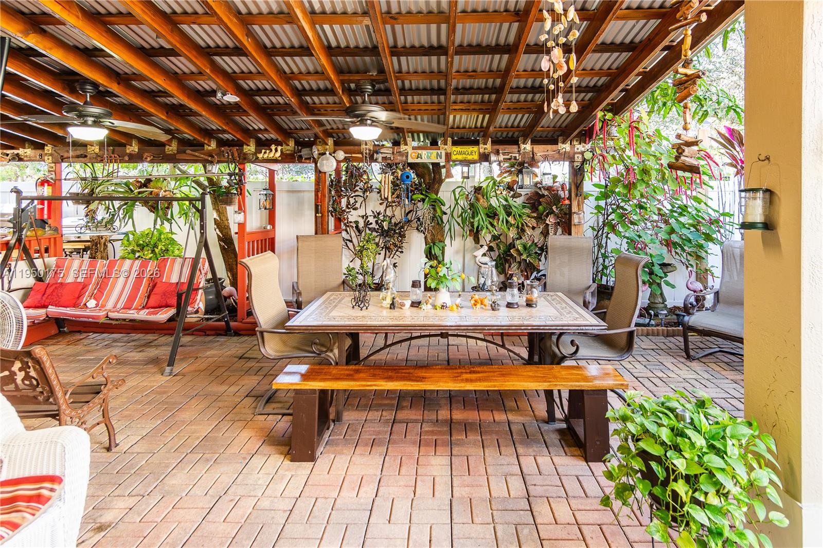 PORTOFINO PALMS - Residential