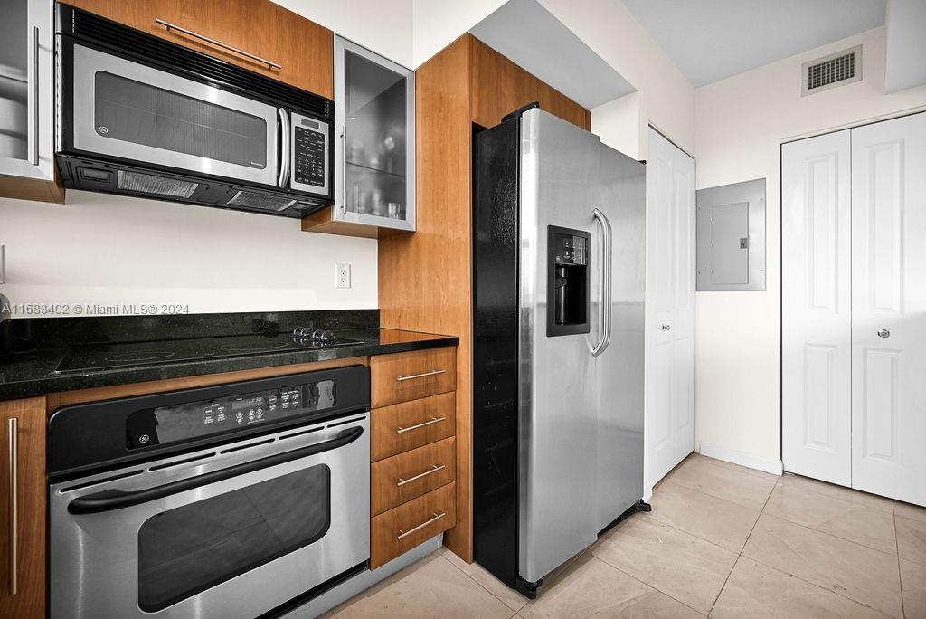 SYMPHONY NORTH CONDO - Residential