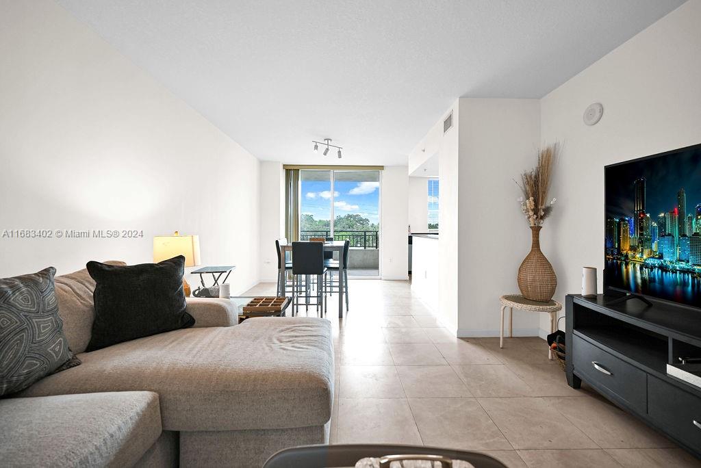 SYMPHONY NORTH CONDO - Residential